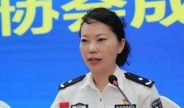 凌娅最新爆料是真的吗,真相揭秘，是真是假引热议